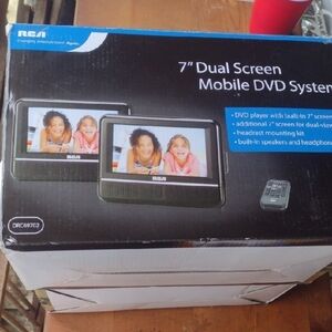 7" Dual Screen Mobile DVD System - Black NWT